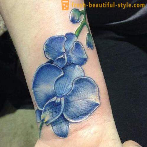Tatuaj floare pe încheietura mâinii pentru fete. valoare