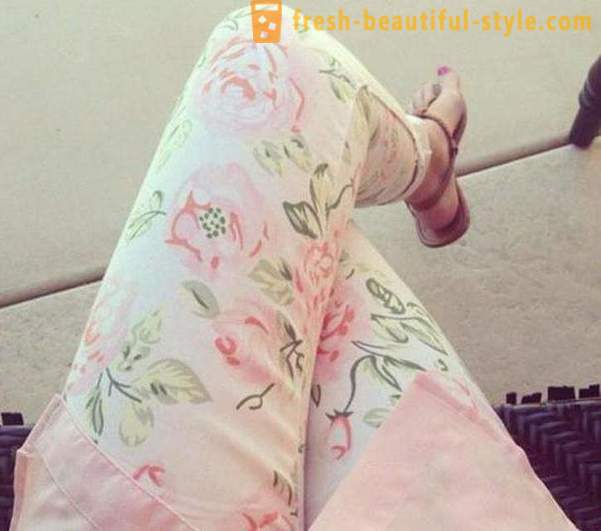 Pantaloni la modă cu flori - ce sa poarte, stilisti sfaturi și cea mai bună combinație de