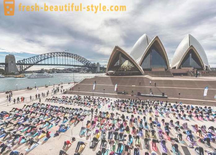Ziua Internațională de Yoga sărbătorită în întreaga lume