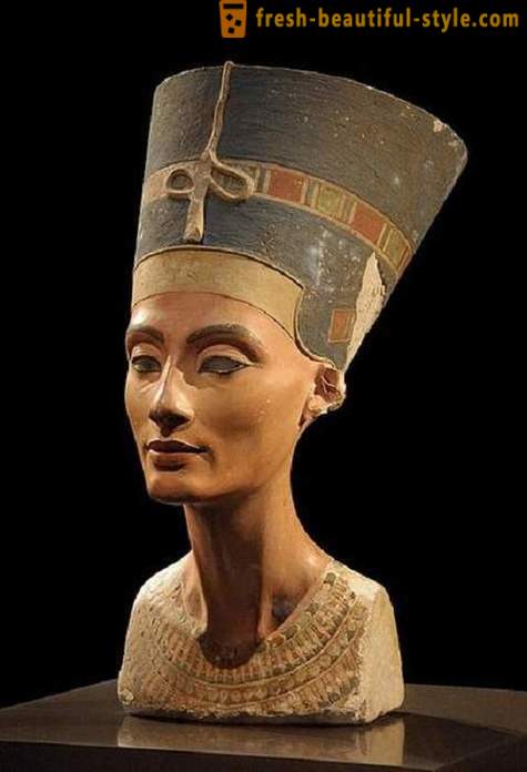Istoria iubirii faraonului Amenhotep și Nefertiti