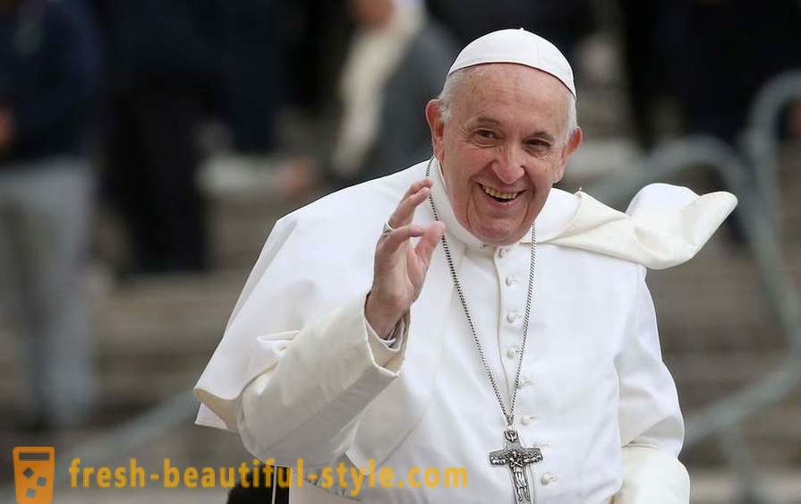 Lucruri pe care a făcut Papa Francisc pentru femei