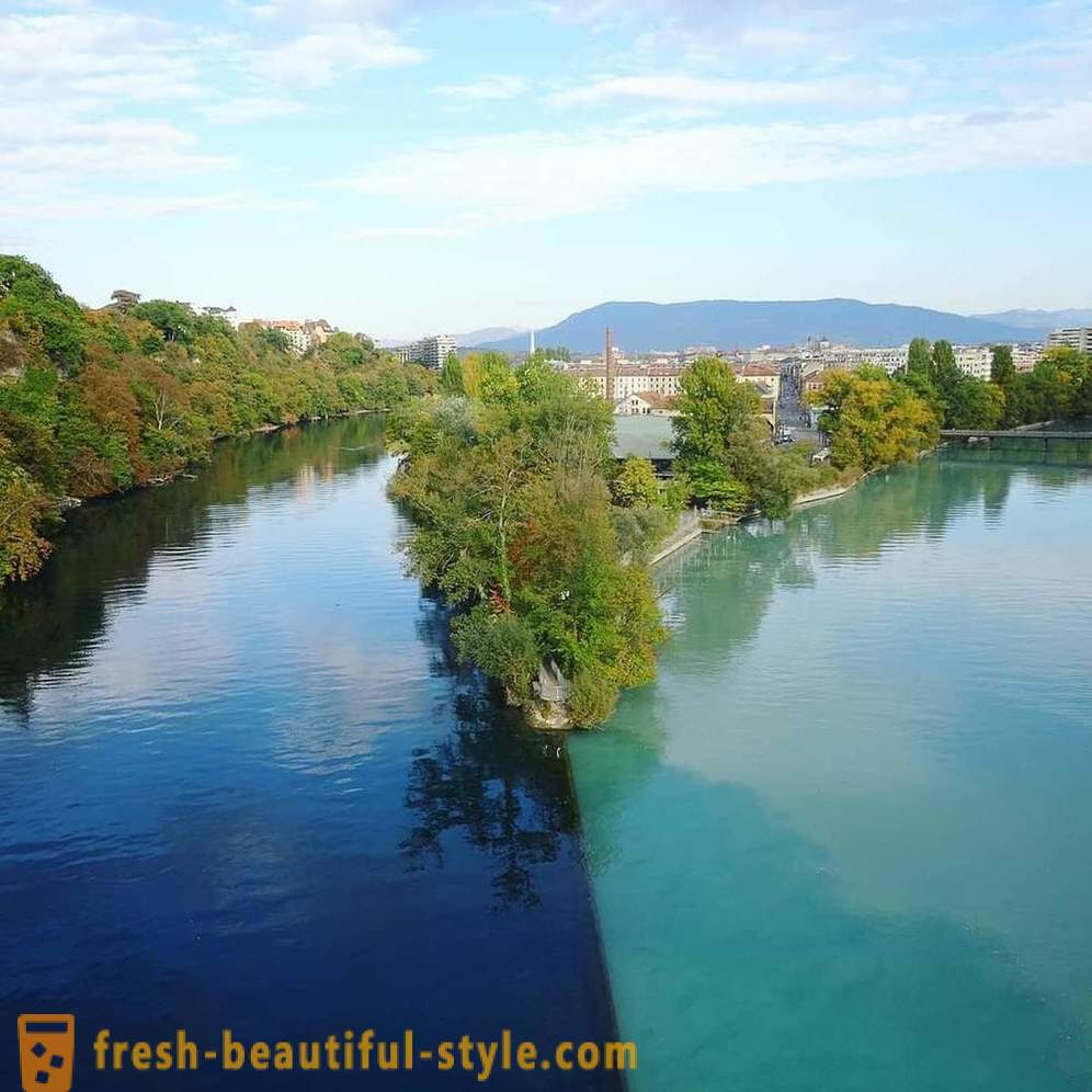 Locul de întâlnire a două râuri cu diferite culori de apă