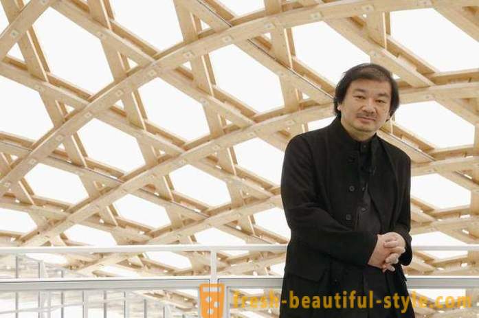 Arhitectul japonez creează o casă de hârtie și carton