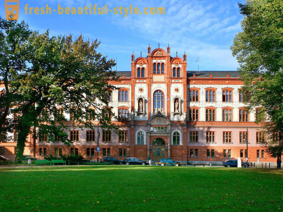 Frumusețea renumite universități din lume