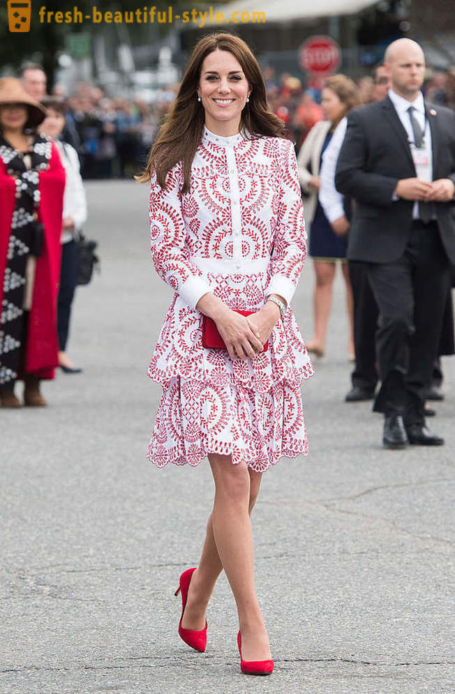 Când stilul impecabil de Kate Middleton a spart codul vestimentar regal