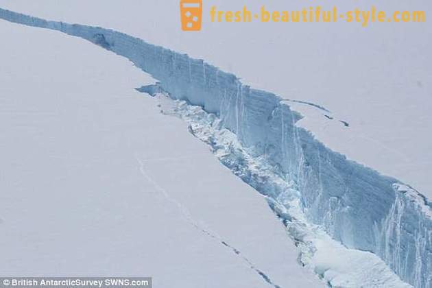 Iceberg din Antarctica a rupt o suprafață de mai mult de doi dintre Moscova