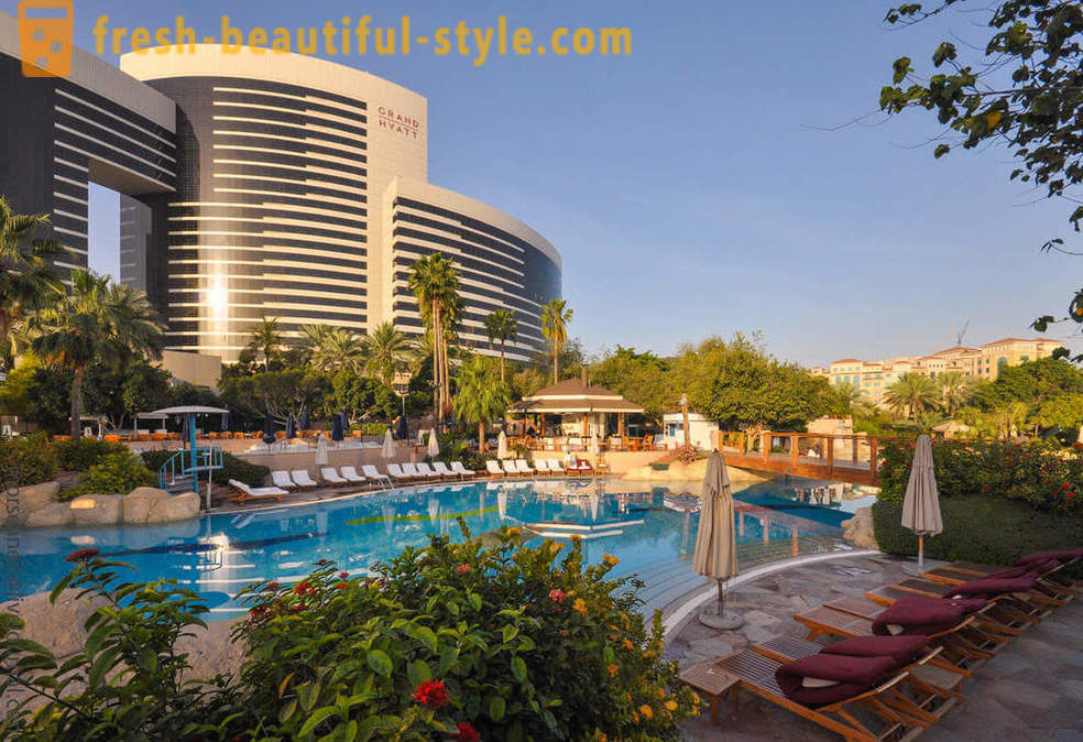 Plimbare pe hotel de lux Grand Hyatt Dubai