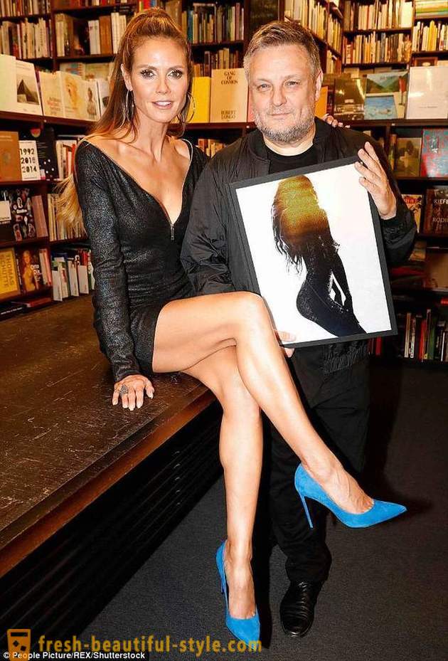 Heidi Klum dezbrăcat în jos pentru o Photoshoot candid