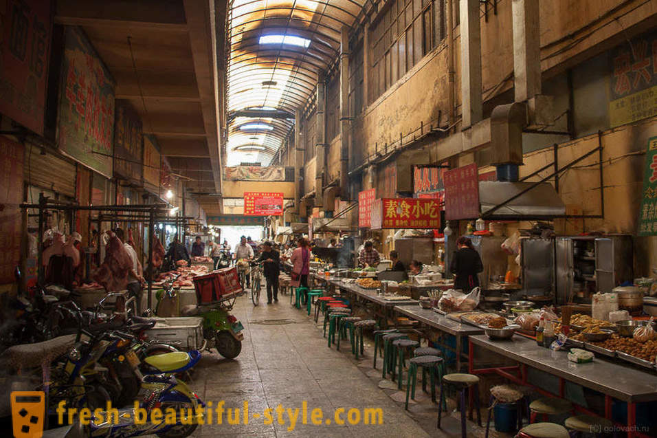 Plimbare pe piața chineză