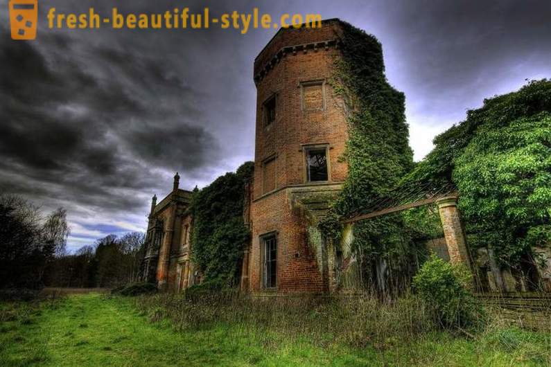 7 castele cele mai uimitoare abandonate din lume