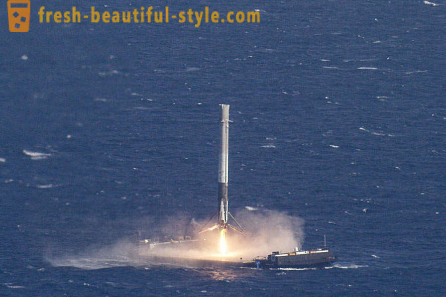 Falcon-9 zbor și aterizare