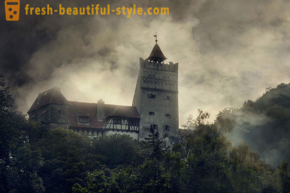 Castelul lui Dracula: Transilvania carte de vizită