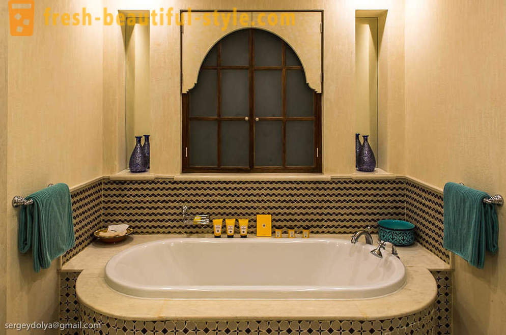 Există o toaletă de aur în Burj Al Arab?