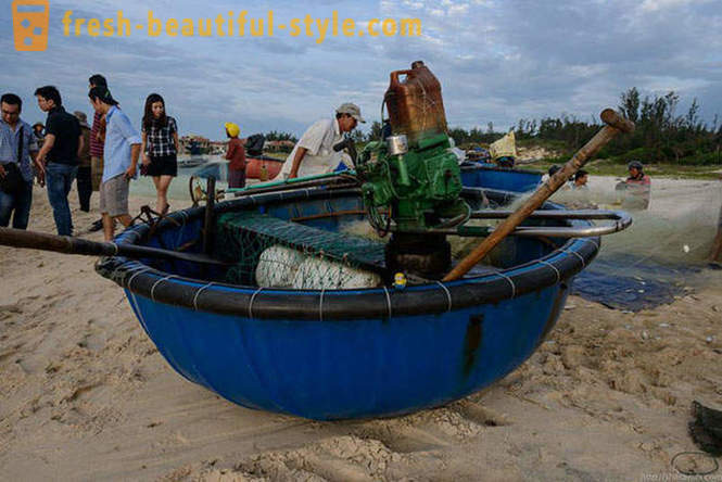 Cum sunt pescari vietnamezi
