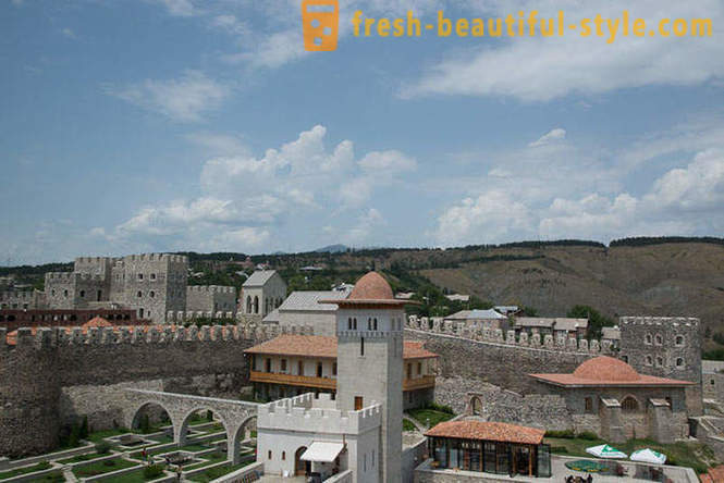 Excursie în Cetatea Rabat în Georgia