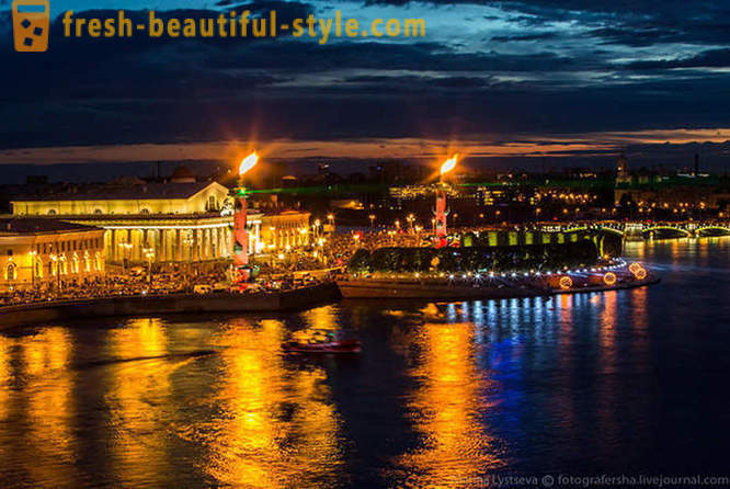 După cum sa menționat Scarlet Sails 2014 St. Petersburg