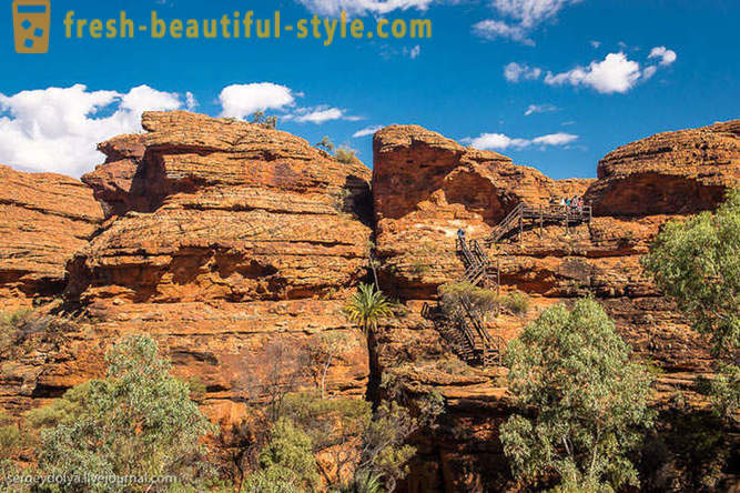 Plimbare prin Canyon Kings din Australia
