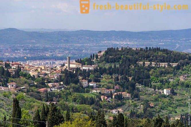Mersul pe jos în jurul valorii de Toscana