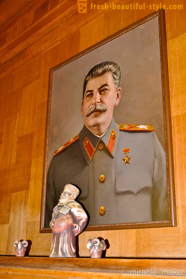 Turul dacha lui Stalin