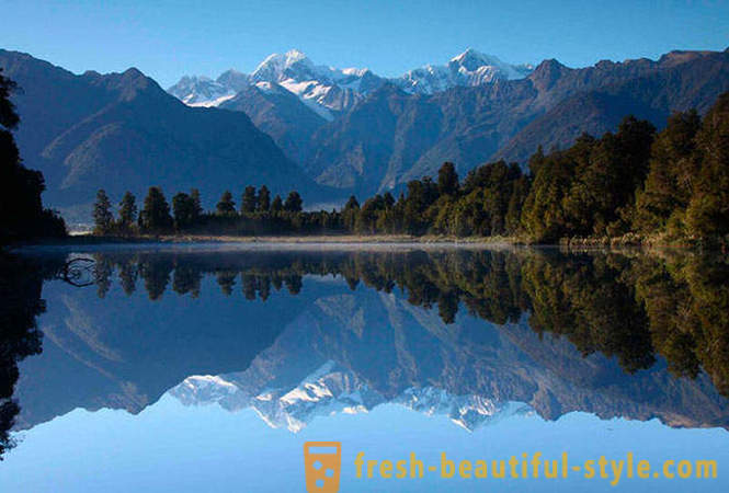 10 lac cele mai frumoase din lume
