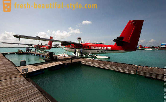 Flying peste Maldive cu hidroavionul