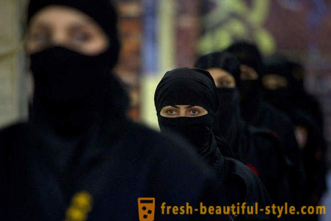 Ninjas de sex feminin iraniene