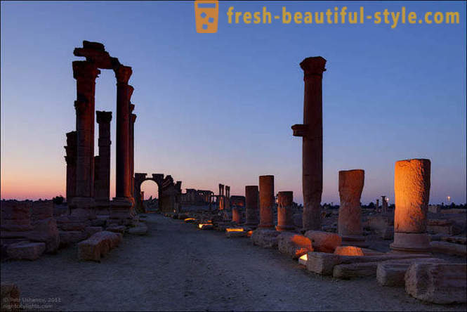 Palmyra - un oraș mare în deșert