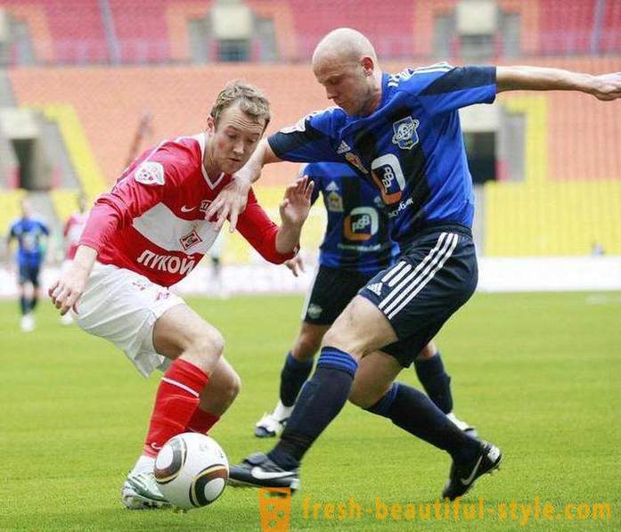 Denis Boyarintsev - rus jucător de fotbal, antrenor de la FC „Nosta“: biografia, viața personală