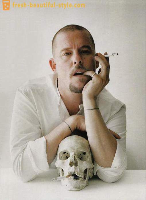 Alexander McQueen: Biografie si Cariera