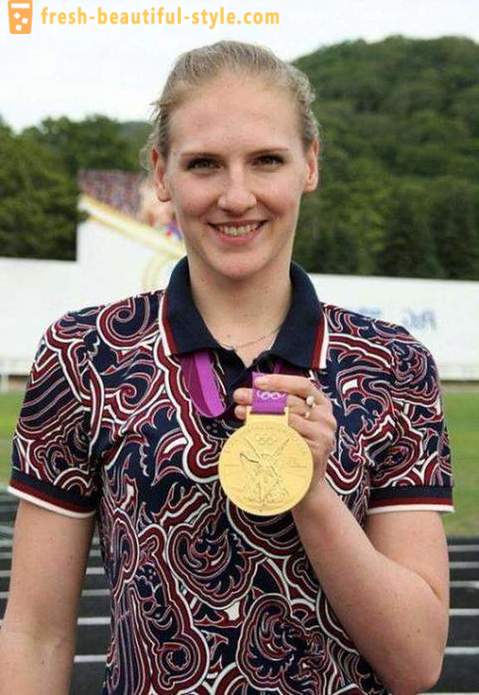 Campion olimpic Svetlana Romashina