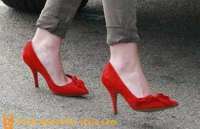Pantofi roșii: ce să poarte?