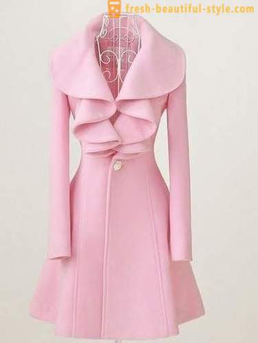 Rochie roz ca un element de bază al garderobei