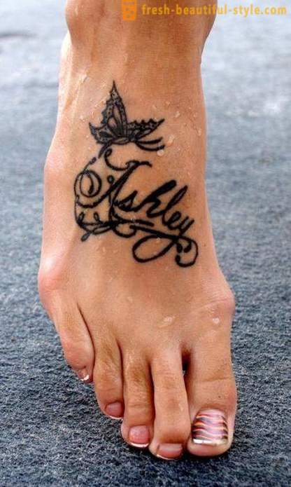 Tatuaj pe picioare - o mică glumă pentru femei